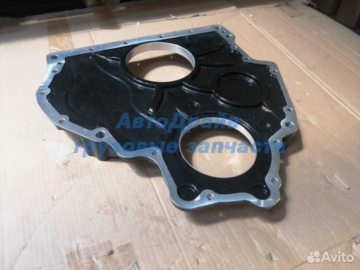 Передняя крышка двигателя Ман 2066