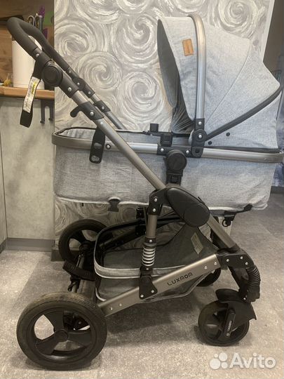 Коляска 2 в 1 luxmom