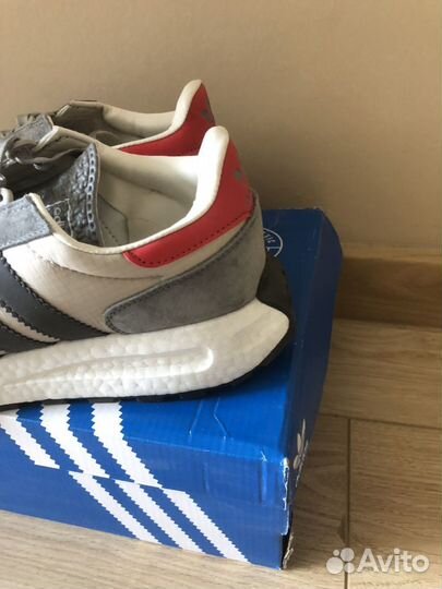 Кроссовки adidas Retropy E5