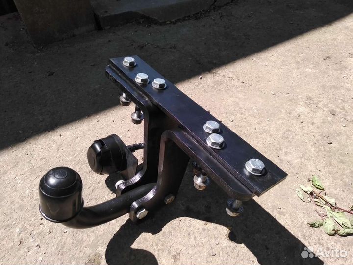 Фаркоп Nissan pathfinder R51