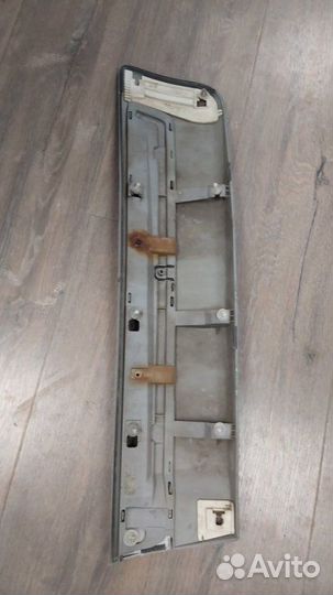 Молдинг двери задний правый Toyota Land Cruiser