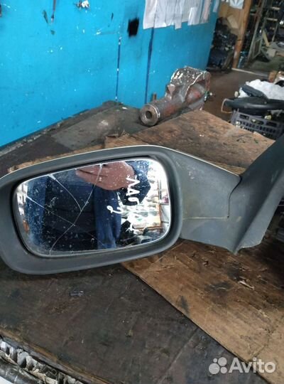 Зеркала рено лагуна-2. Правое, левое