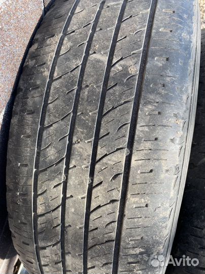 Kumho Crugen Premium KL33 235/65 R17 107V
