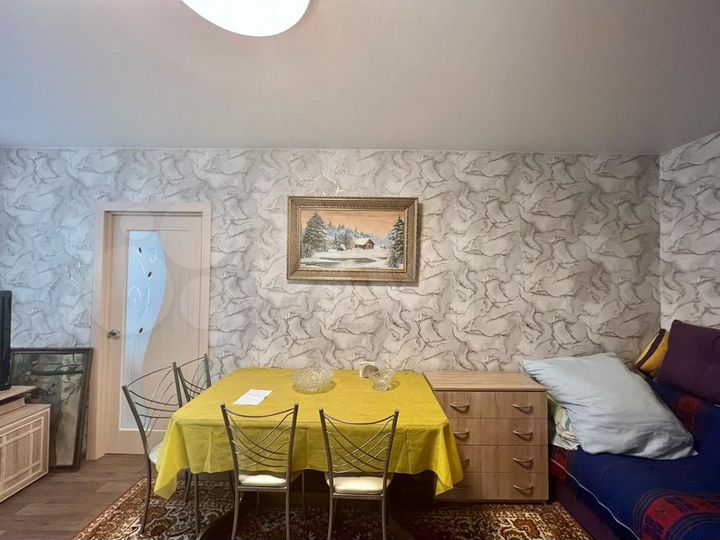 2-к. квартира, 43 м², 2/5 эт.