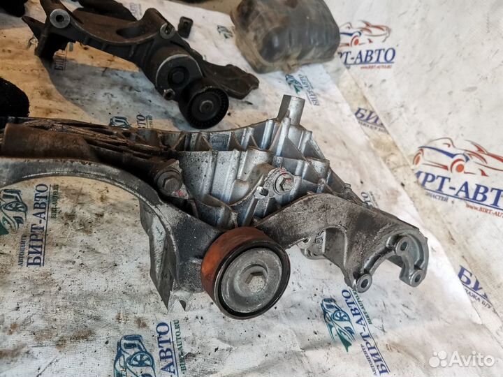 Кронштейн генератора Nissan Almera G15 (2012—2018)