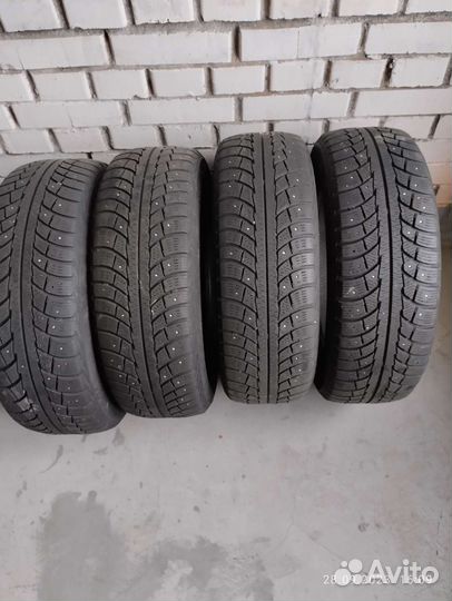 Centennial Tires Dirt Commander MT 8.5/80 R15