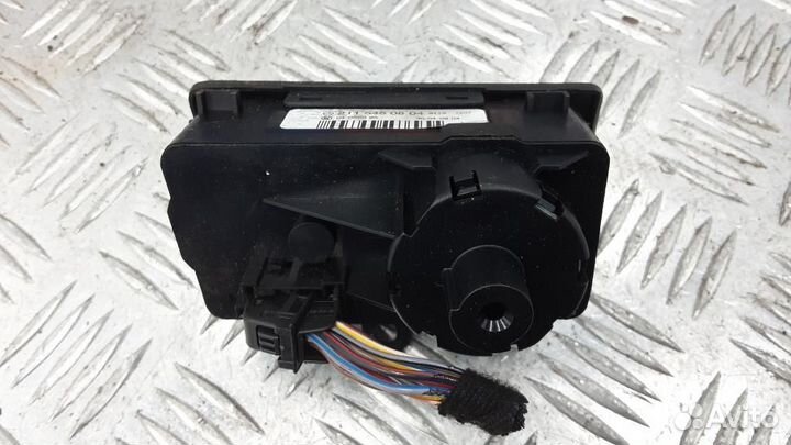 Переключатель света фар Mercedes-Benz E-Class