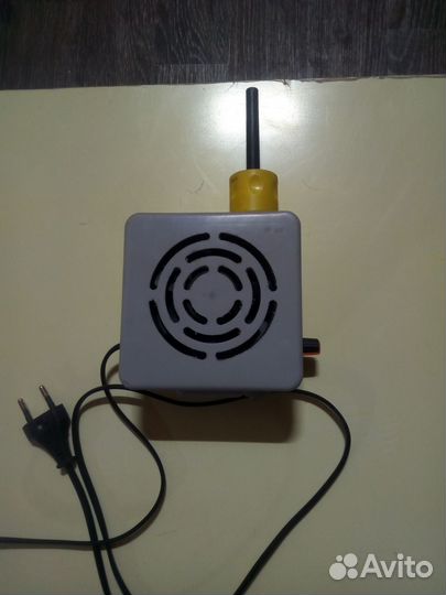 Нагнетатель воздуха для дымогенератора