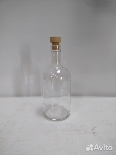 Бутылка стеклянная