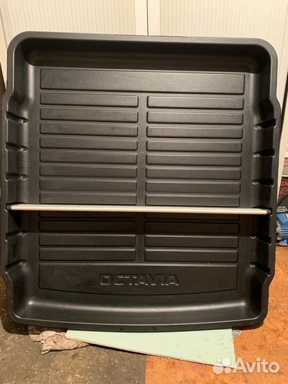Пластиковый поддон в багажник Skoda Octavia a7