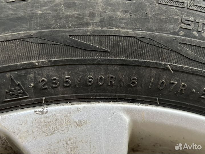 Nokian Tyres Hakkapeliitta R2 SUV 235/60 R18