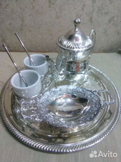 Поднос с кофейным набором из мельхиора