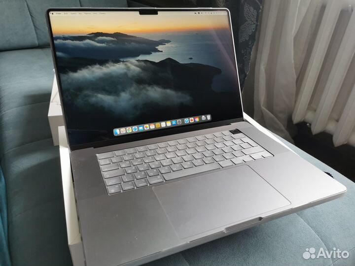 MacBook Pro 16
