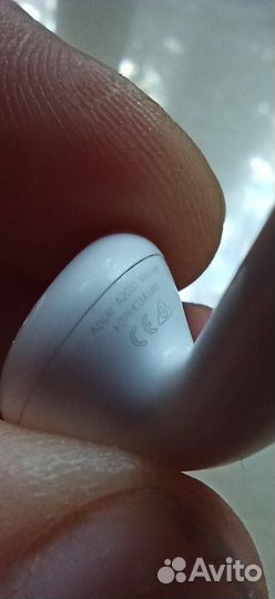 Продам наушники (левый), от айфона