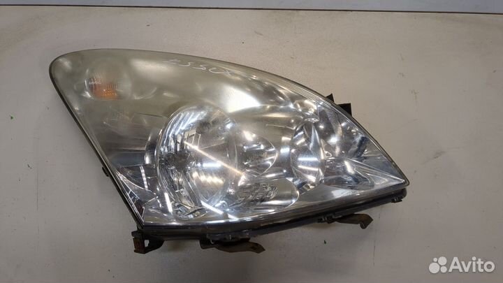 Фара (передняя) Toyota Corolla Verso, 2006