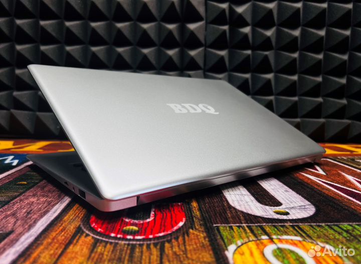 Новый ноутбук для просмотра кино / IPS экран