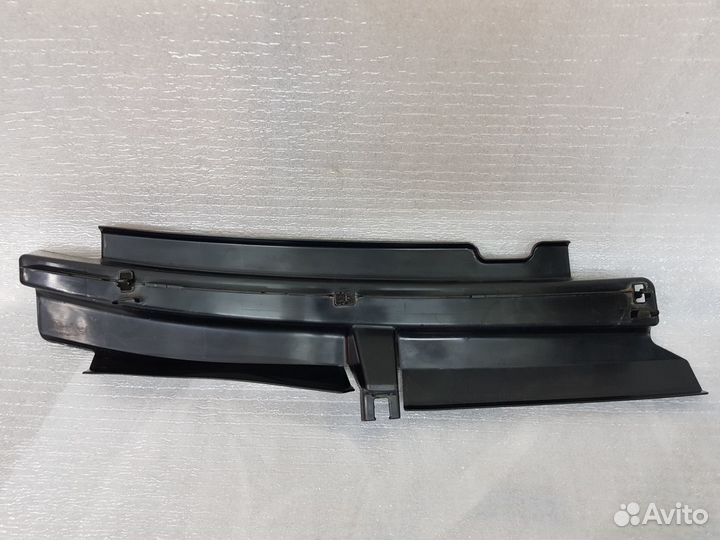 Toyota RAV4 40 45 накладка на жабо