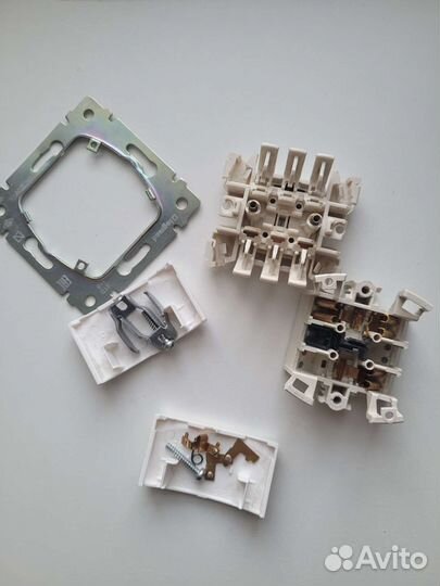 Выключатель шторы белый 774404 Legrand