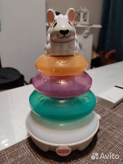 Пирамидка Лама fisher price