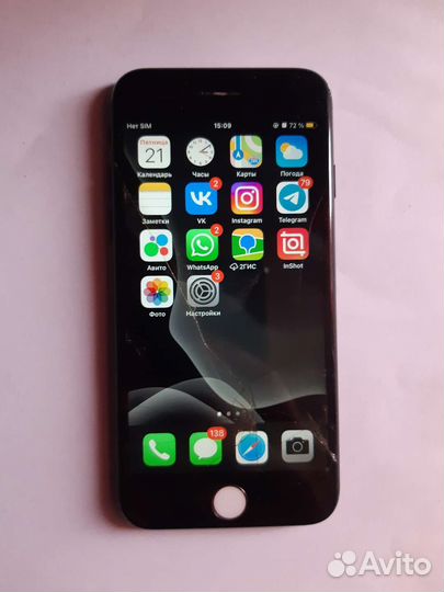 Телефон iPhone 7