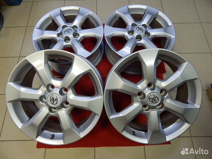 1215 Оригинал Toyota RAV4 R17 5*114,3 J7 ET45 Б/п