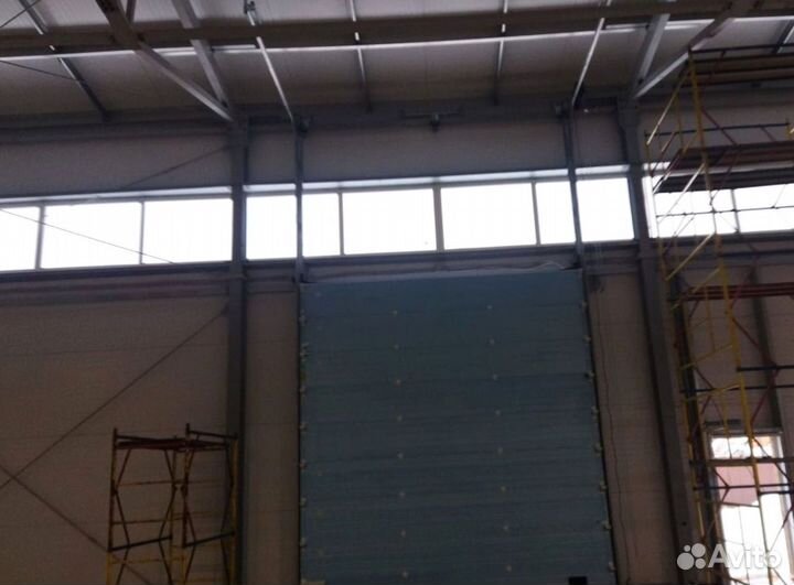 Секционные ворота