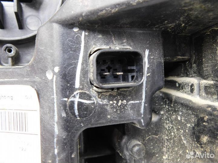 Фара правая BMW X5