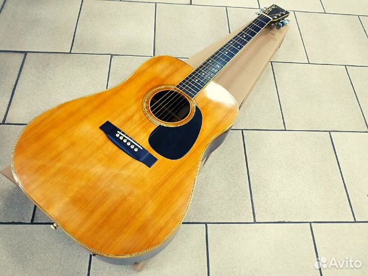 Акустическая гитара Morales