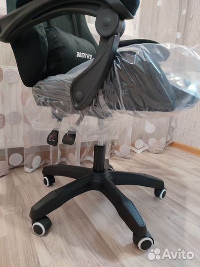 Компьютерное кресло игровое новое