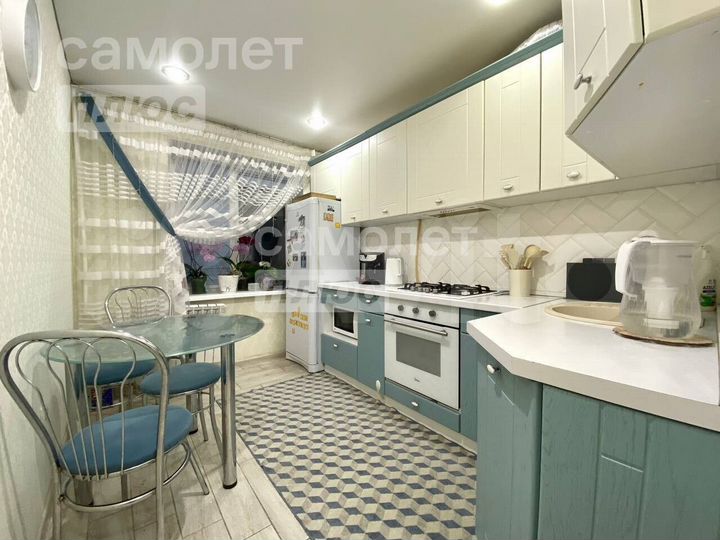 3-к. квартира, 64 м², 2/9 эт.