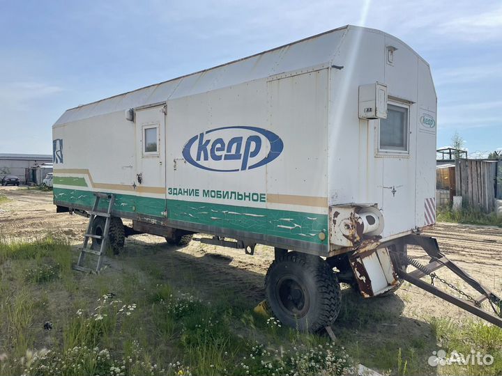Вагон-дом на шасси
