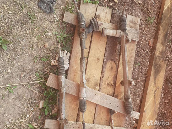 Рулевая рейка на тииду на левый и правый руль