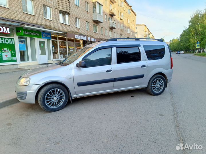 LADA Largus 1.6 МТ, 2013, 140 000 км