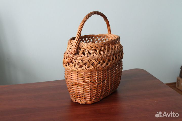 Корзина плетеная