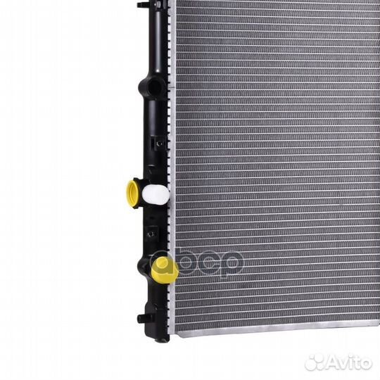 Z20232 радиатор системы охлаждения Nissan Prim