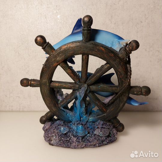 Статуэтка дельфины