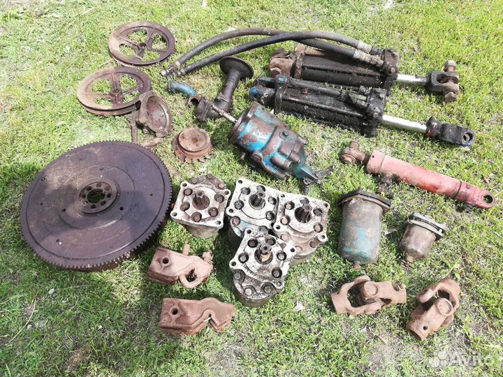 Запчасти трактора Т-40