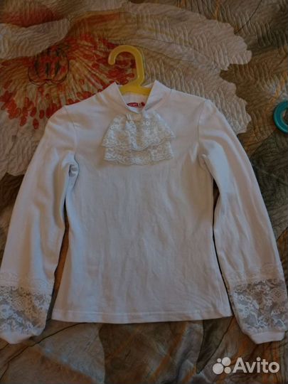 Блузки Pelican, Апрель пакетом рост 122–128