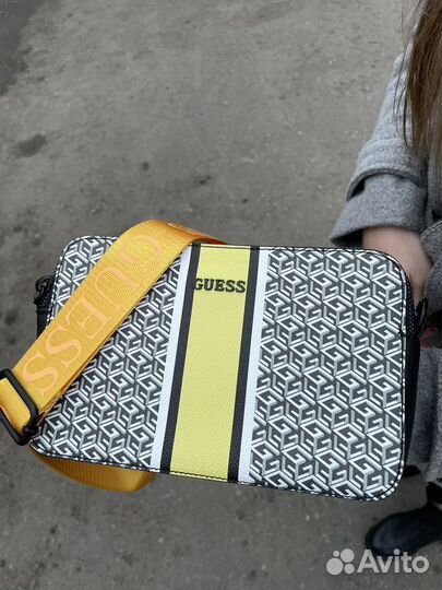 Сумка guess
