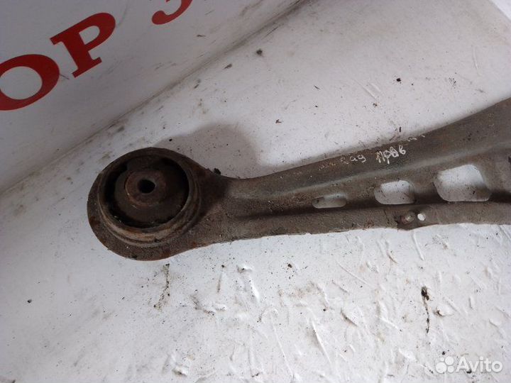 Рычаг задний правый Honda Accord 1991