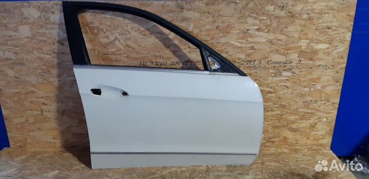 Дверь передняя правая Mercedes-Benz E-Class (W212)