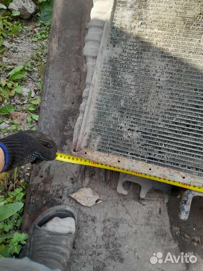 Радиатор Nissan Condor и другие з/ч