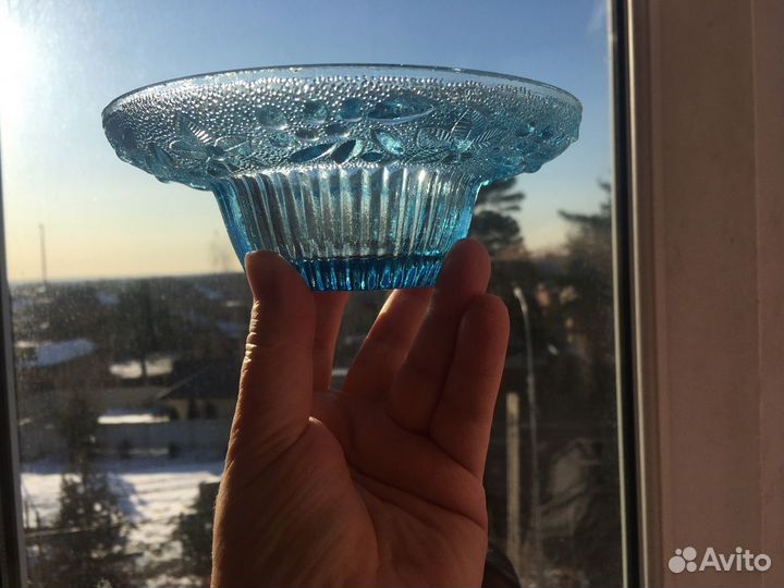 Стекло СССР кобальтовое и бирюзовое. Вазочки