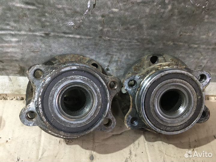 Ступицы в сборе с подшипниками задняя Audi A8 D3
