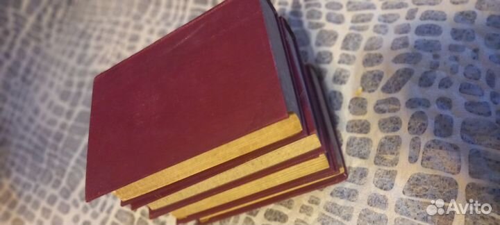 Старые антикварные книги