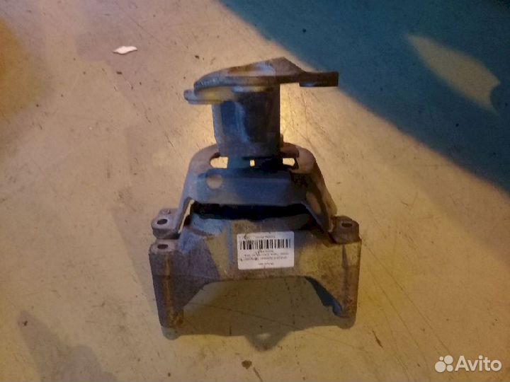 Опора двигателя (подушка двс) правая 11210JC20A Ni