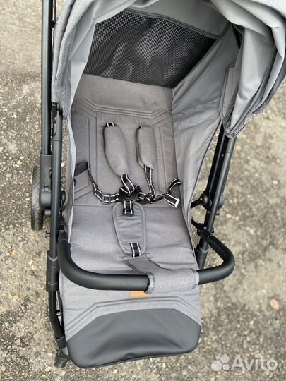 Коляска с перекидной ручкой Luxmom H2