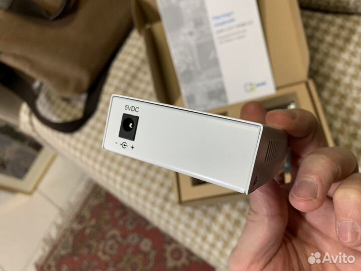 Медиаконвертер SNR SNR-CVT-100B-V2