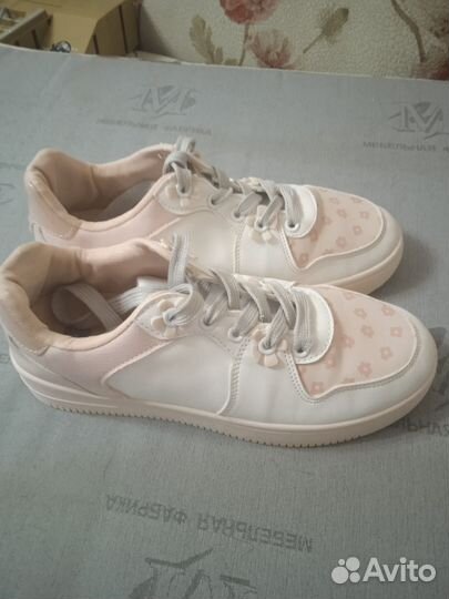 Кроссовки cropp