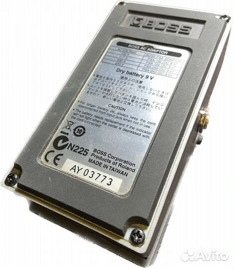 Педаль для электрогитары boss MT-2